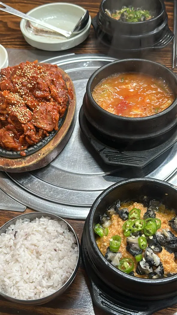 우렁쌈밥